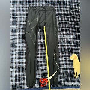2XU compression tights